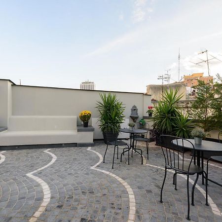 Dimorart Design Accomodations In Napoli Exterior photo