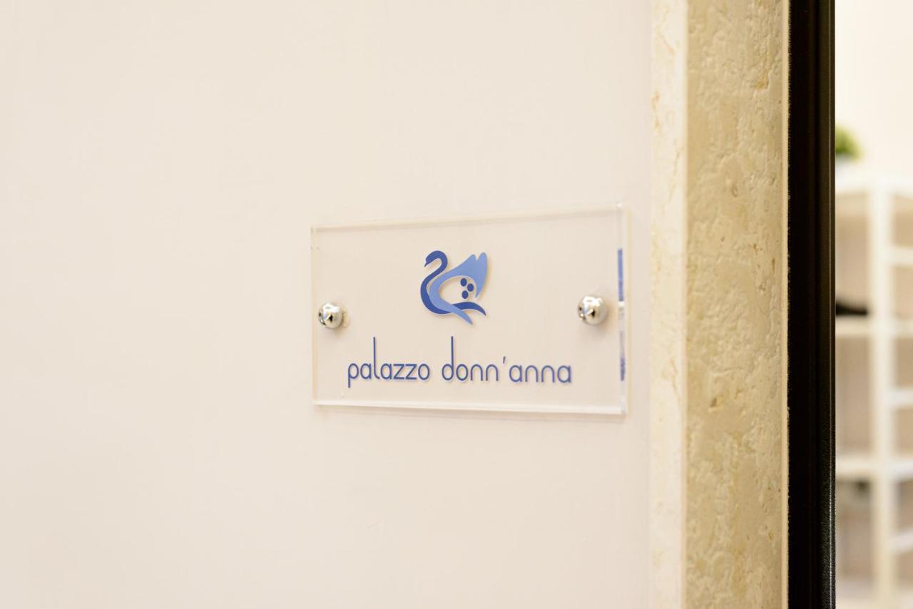 Dimorart Design Accomodations In Napoli Exterior photo