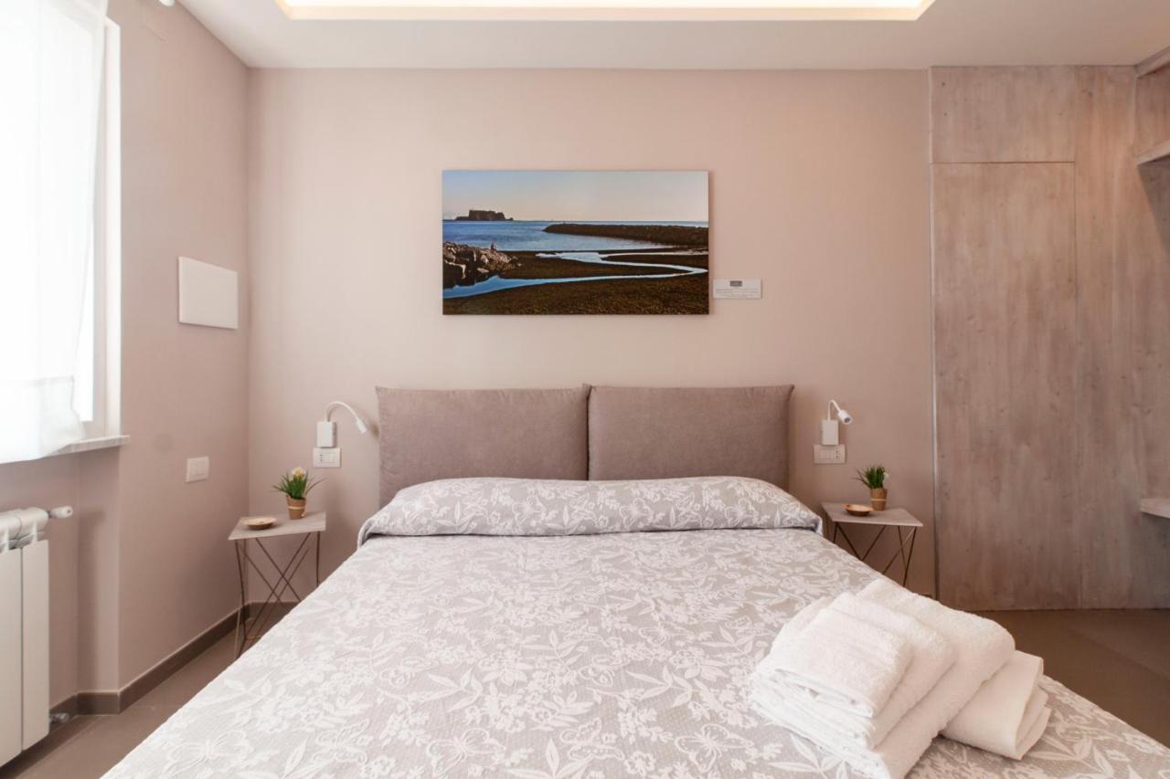 Dimorart Design Accomodations In Napoli Exterior photo