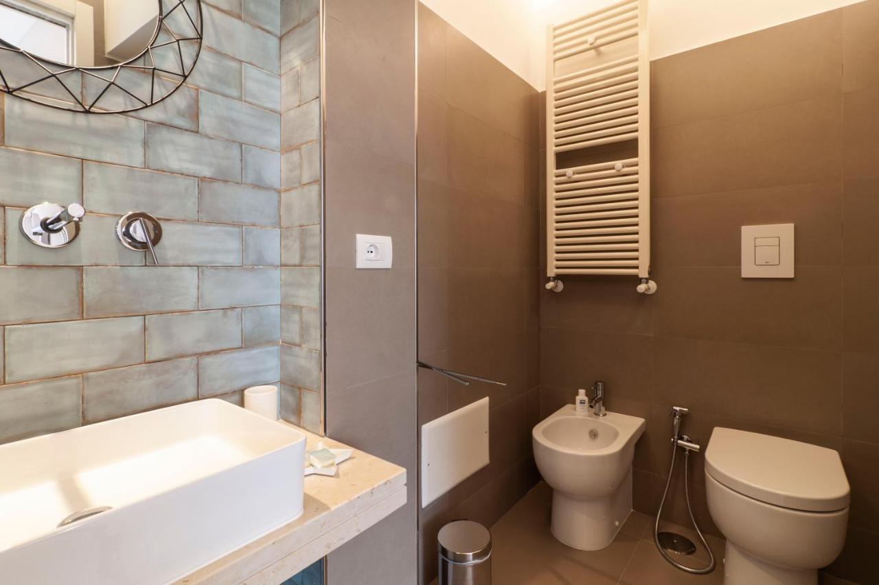 Dimorart Design Accomodations In Napoli Exterior photo